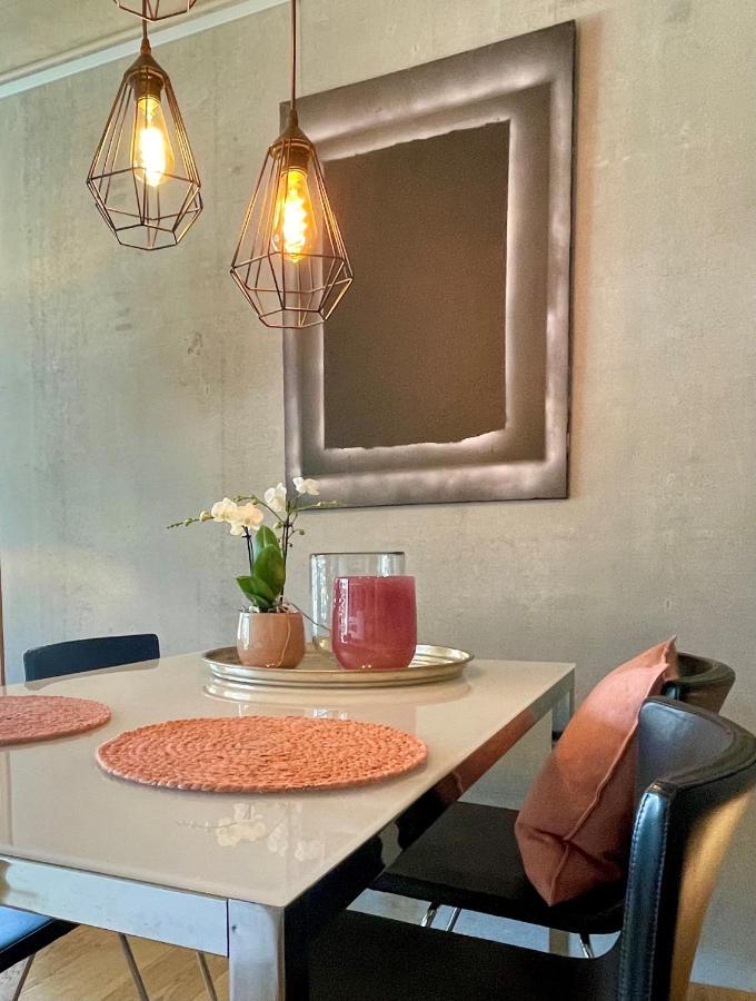 Tolle Ferienwohnung Le Gira Mit Eigenem Garten คอนสตานซ์ ภายนอก รูปภาพ
